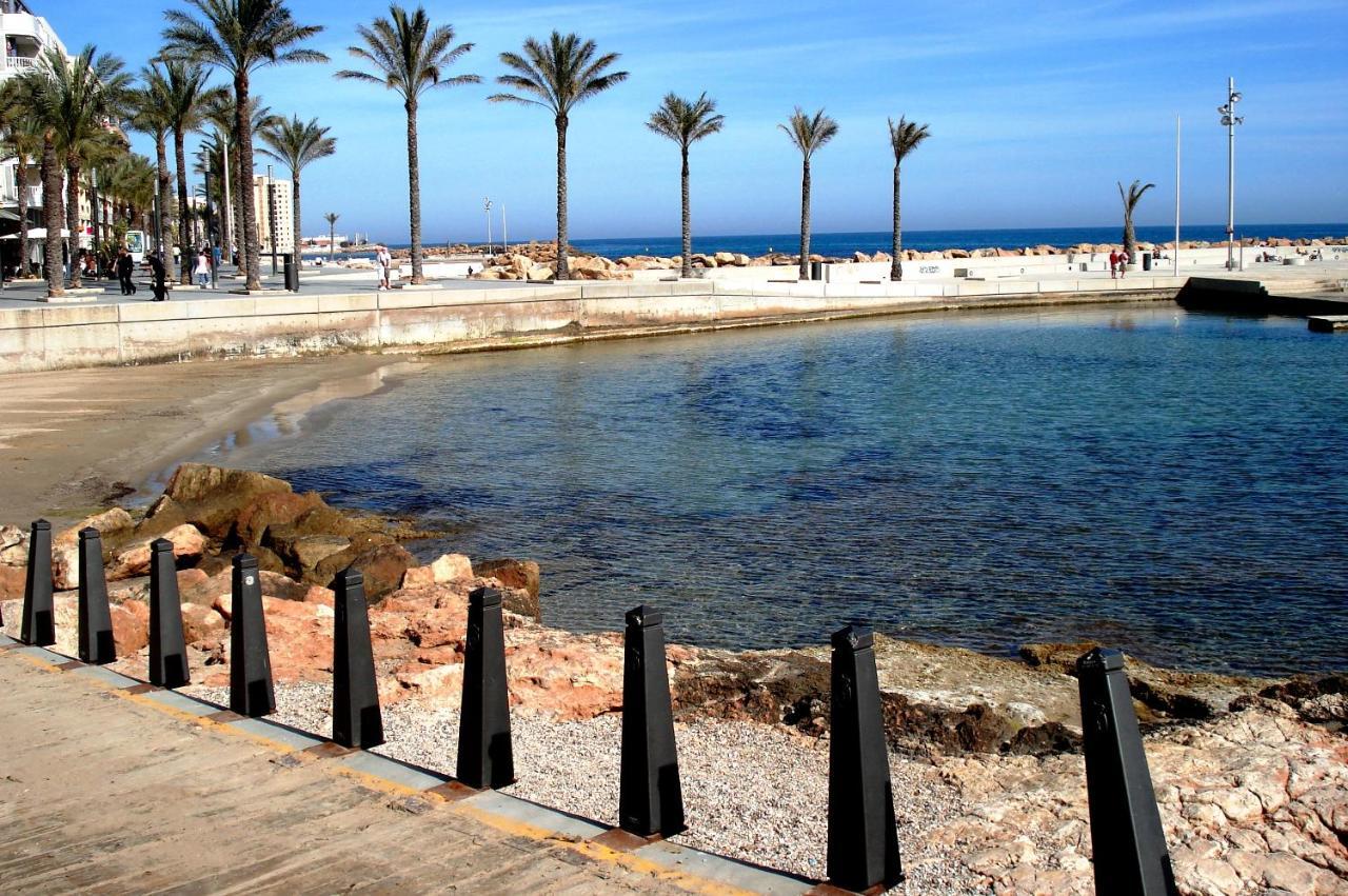 Homely Apartments Loft Torrevieja Ngoại thất bức ảnh