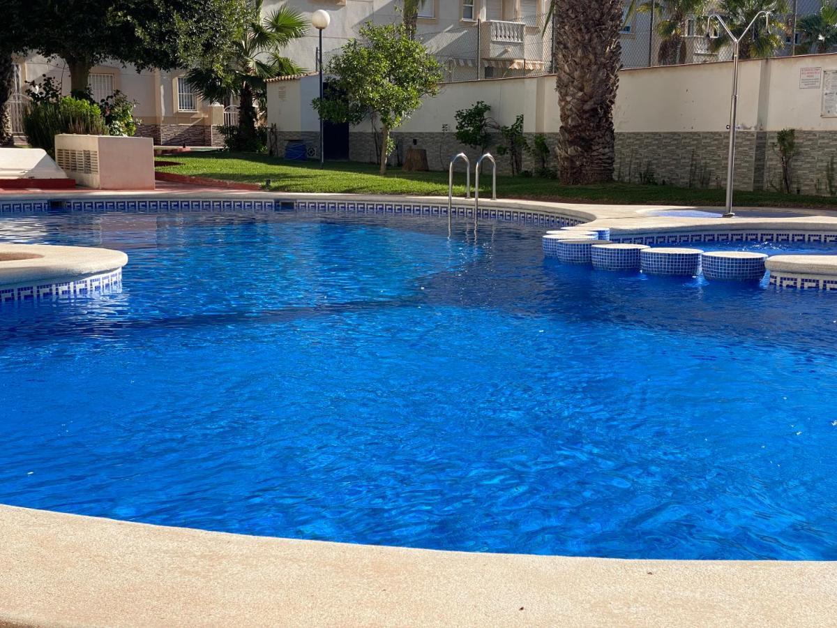 Homely Apartments Loft Torrevieja Ngoại thất bức ảnh