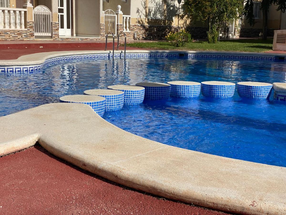 Homely Apartments Loft Torrevieja Ngoại thất bức ảnh